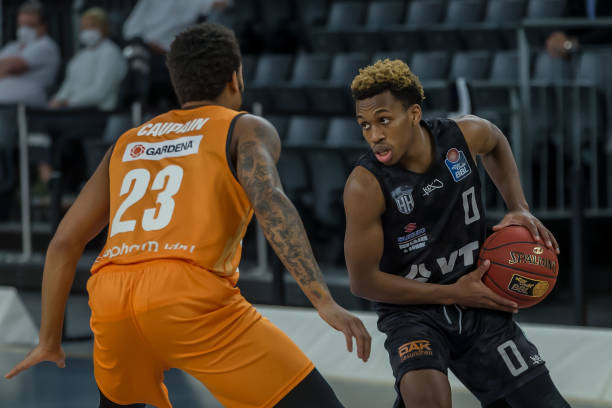 稳定的门将 稳定的门将